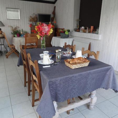les Voiries chambres d'hotes Fleury  Extérieur photo